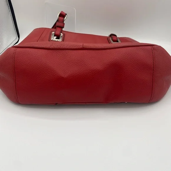Tignanello Red Leather Shoulder Bag - Picture 6 of 9